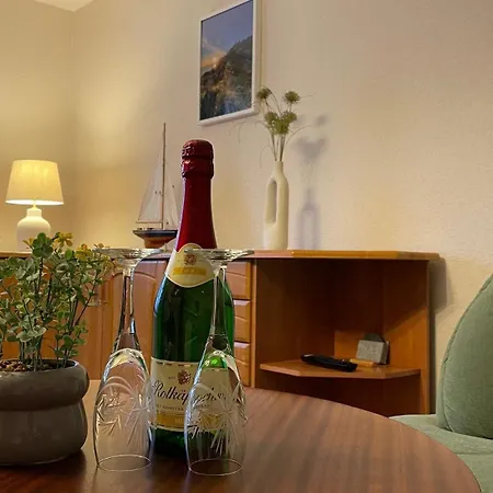 Apartamento Grosse Mit Terrasse Am Achterwasser Benz (Usedom)